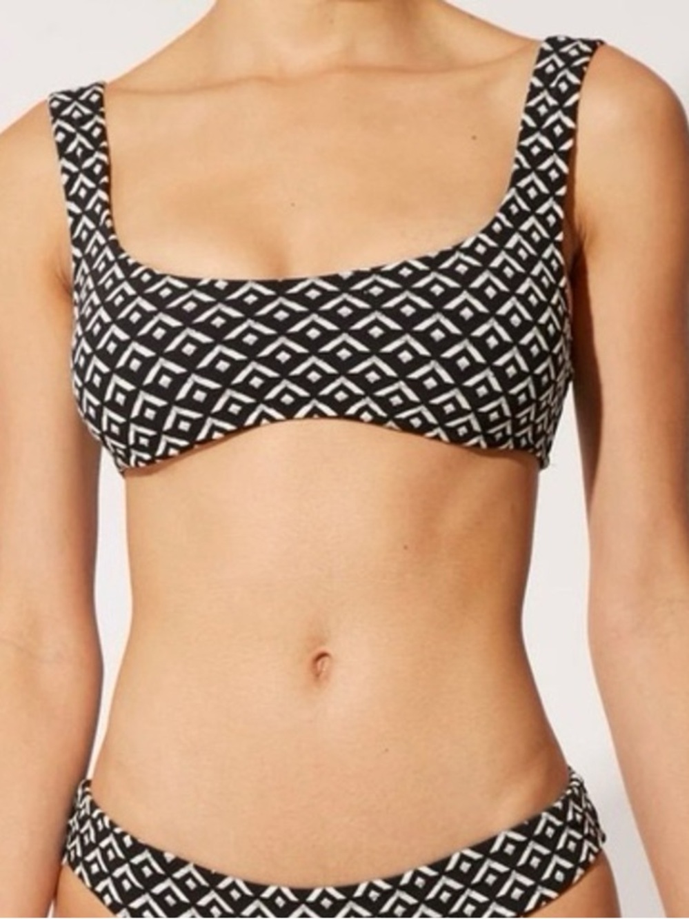Solid & striped Black & White Geometric bikini top
